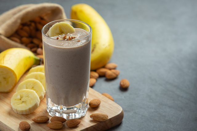 smoothie banane amande chocolat